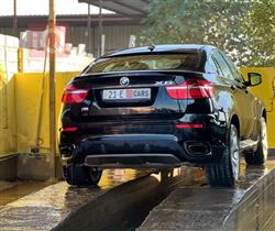 بی ئێم دەبڵیو X6